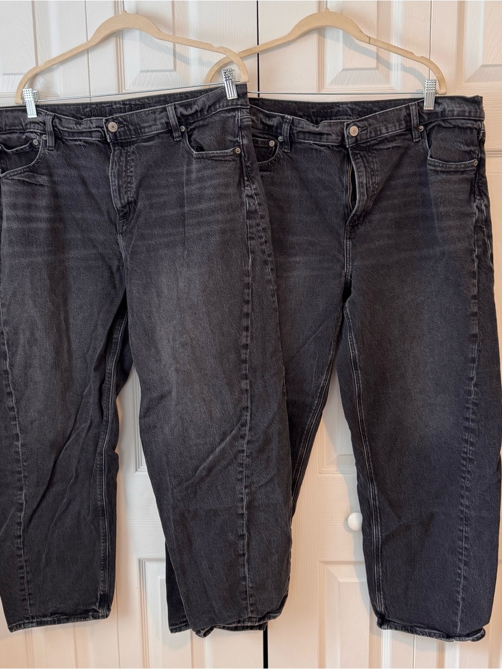 American Eagle Outfitters Black Washed Jeans - Pair